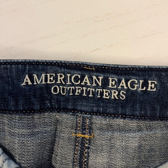 American Eagle Floral Embroidered Denim Shorts - Picture 7 of 8